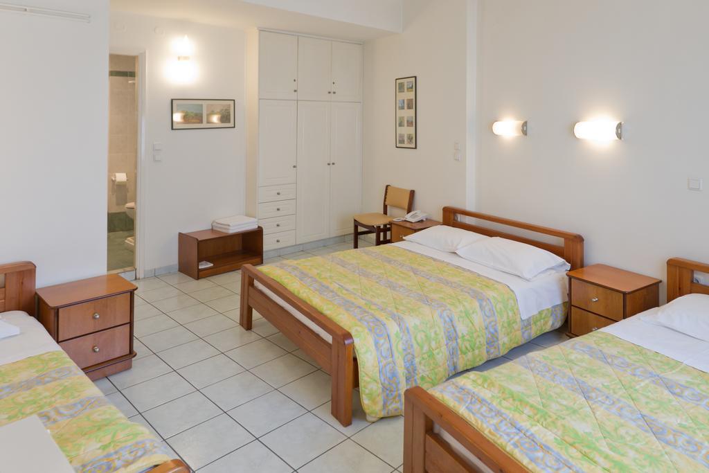 Alex Hotel Tripoli Room photo